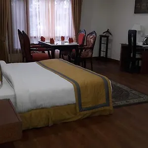 Southgate Hotel